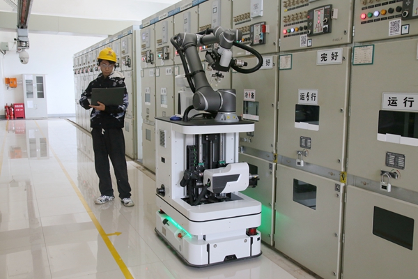 4.智能操作机械人_副本.jpg