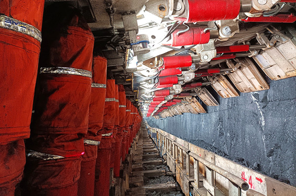 2——以量兜底 煤炭产销立异高_副本.jpg